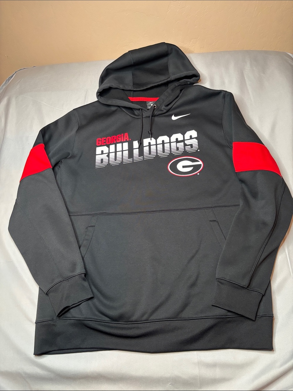 Nike Black & Red Men’s Univ of Georgia Bulldogs Crewneck Pullover Hoodie Size XL